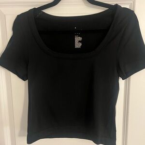 A New Day Women’s Slim Short Sleeve Seamless Black Baby Tee